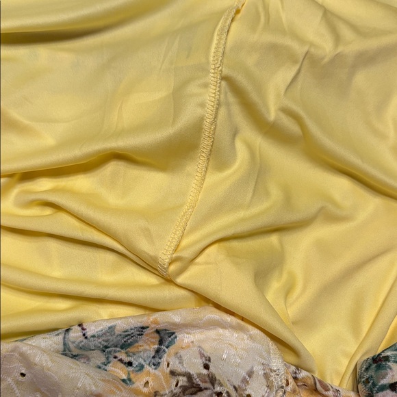 London Times Floral Yellow Dress - Picture 9 of 9